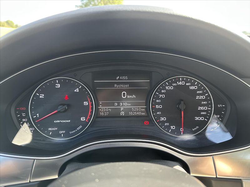 Audi A6 Allroad 3,0 TDI Quattro 200kW S-Tronic - fotka 17 z 33