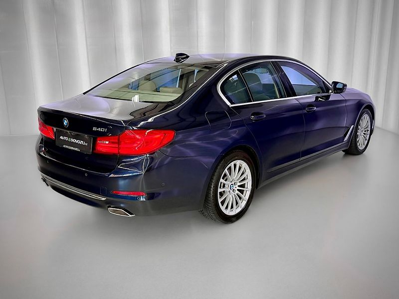 BMW Řada 5 540i 250KW, LUXURY LINE, VENTI - fotka 7 z 28