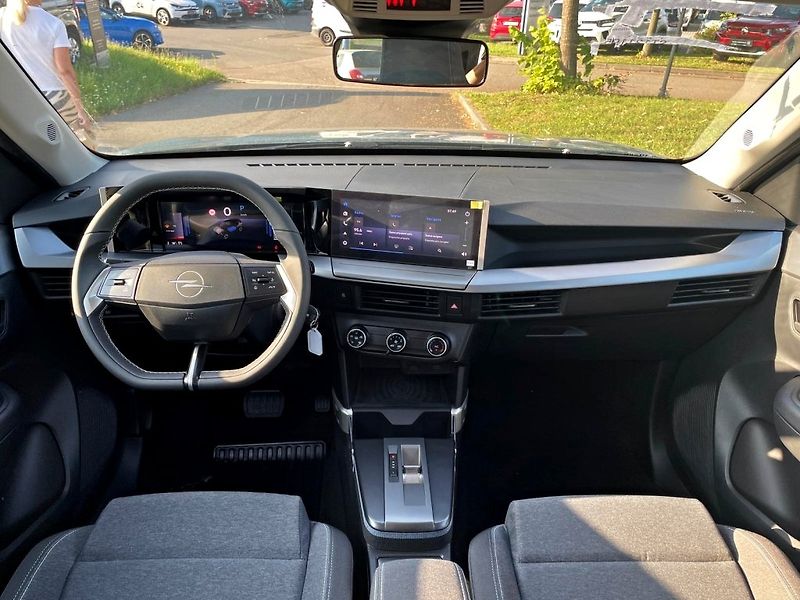 Opel Frontera (2026) Hybrid 1.2T 110k Edition AT6 - fotka 13 z 22