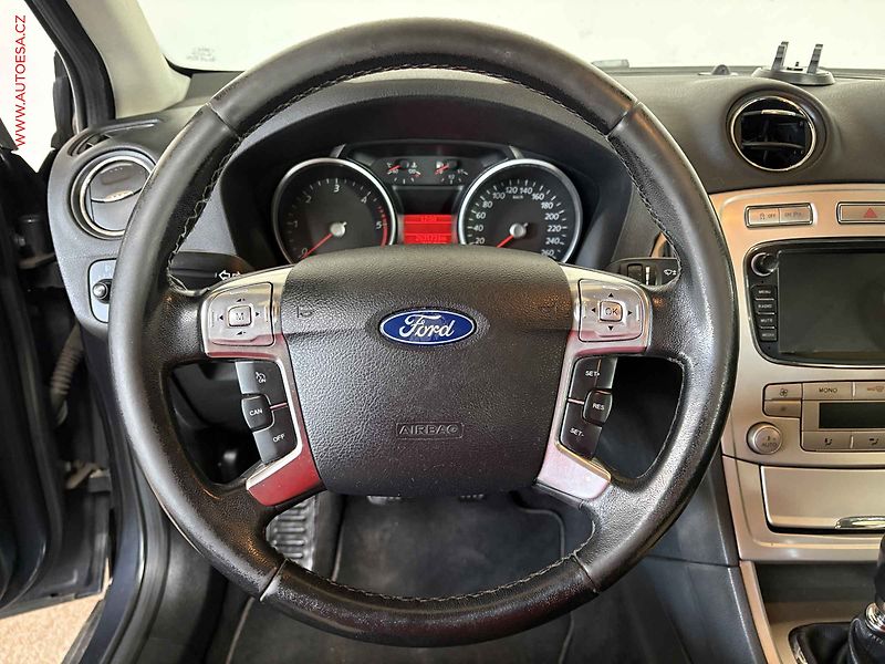 Ford Mondeo (2009) 2.0TDCi, 2.maj, Klima - fotka 15 z 15