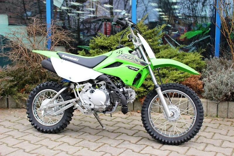 Kawasaki KLX 110 (2026) R - fotka 4 z 7