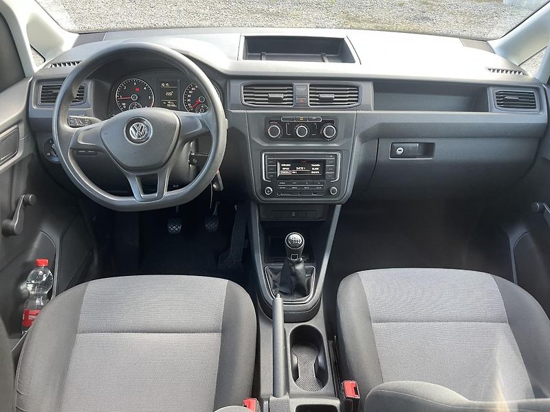 Volkswagen Caddy 2,0TDI MAXI 110kW Serviska - fotka 11 z 25
