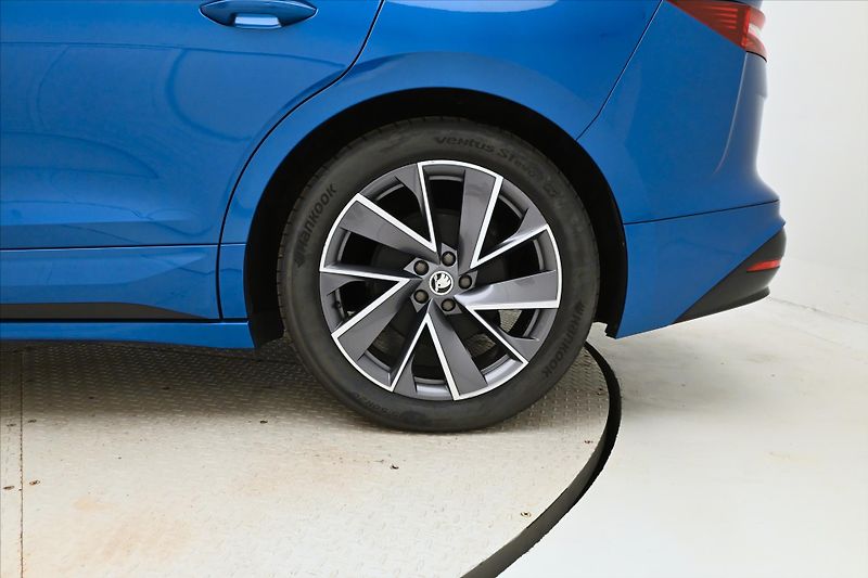Škoda Enyaq iV 60 132kW Sportline Záruka a - fotka 24 z 24