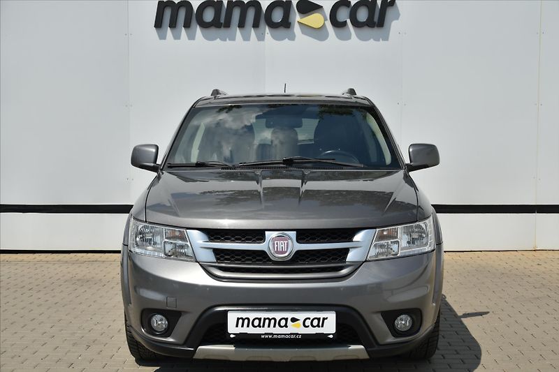 Fiat Freemont 2.0 MJT 125kW 4x4 7-MÍST ČR - fotka 2 z 31