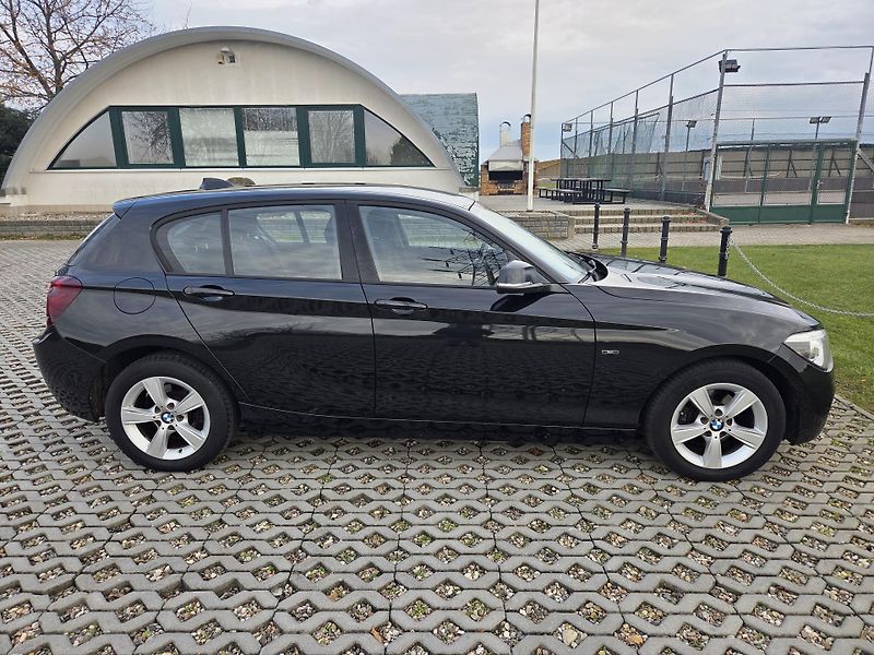 BMW Řada 1 (2011) 118i 125 kW, sport, xenon - fotka 5 z 23