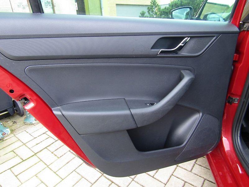 Škoda Rapid (2016) 1.4 TDI 66kW 5dv - fotka 21 z 43