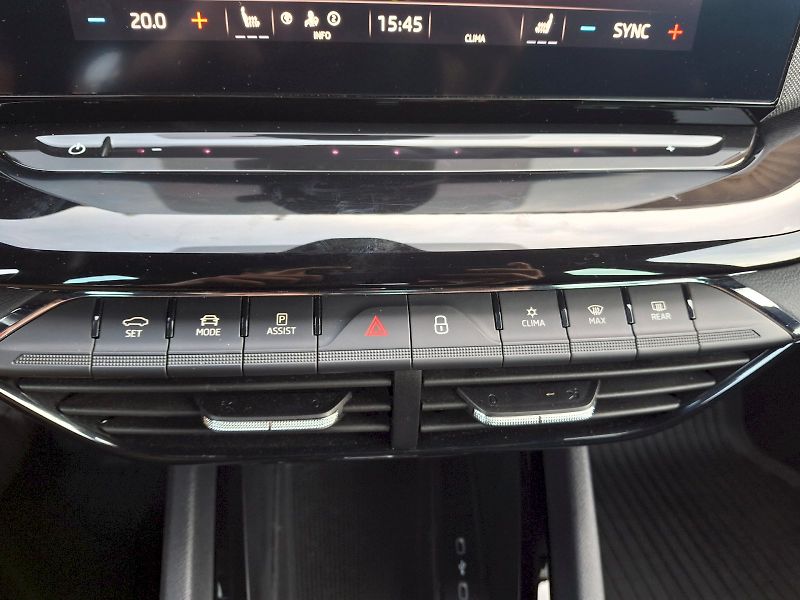 Škoda Octavia (2023) Combi SportLine DSG 4x4 2,0TDi - fotka 30 z 35