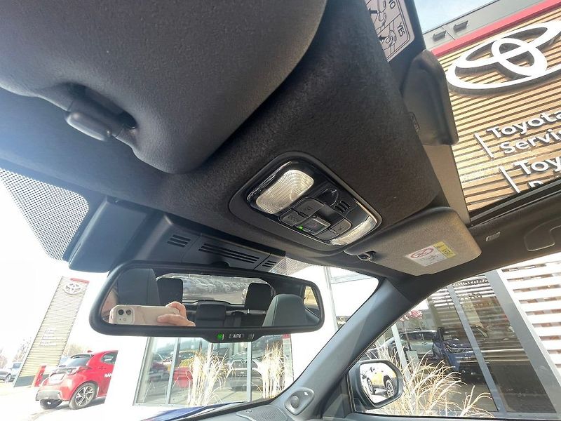 Toyota Yaris Cross GR s VIP - fotka 30 z 31