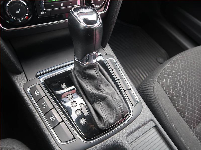 Škoda Superb (2013) Ambition Plus 2.0 TDI, Automat - fotka 13 z 17