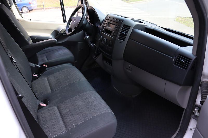 Mercedes-Benz Sprinter 310 CDI / S KAWA L2H3 CHLADÍCÍ - fotka 35 z 39