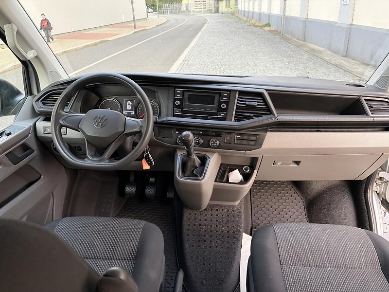 Volkswagen Transporter - fotka 16 z 23
