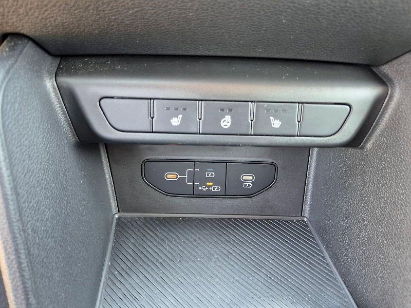Kia Sportage (2025) Exclusive  1.6 T-GDI 110 kW 6° - fotka 28 z 36