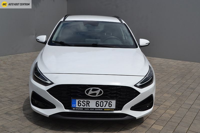Hyundai i30 WG 1,5I MT SMART FAMILY NAVI - fotka 46 z 47