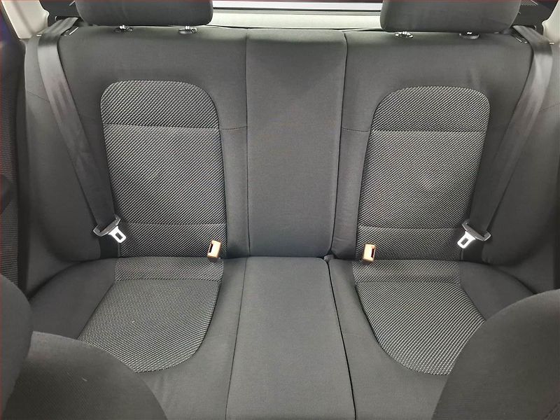 Škoda Fabia (2008) 1.4 TDI, nová STK, udržované - fotka 10 z 14