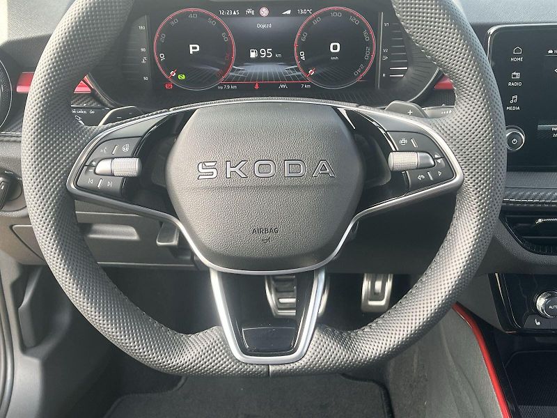 Škoda Fabia (2025) 1.0 TSI 85 KW DSG Monte Carlo - fotka 22 z 27
