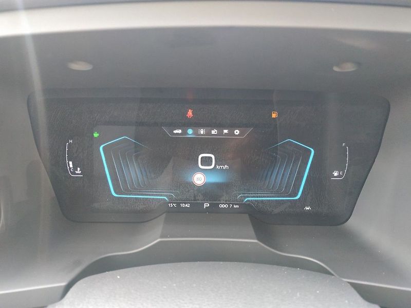 KGM Korando 1.5T, Style+2WD, AT, SKLADEM - fotka 18 z 31
