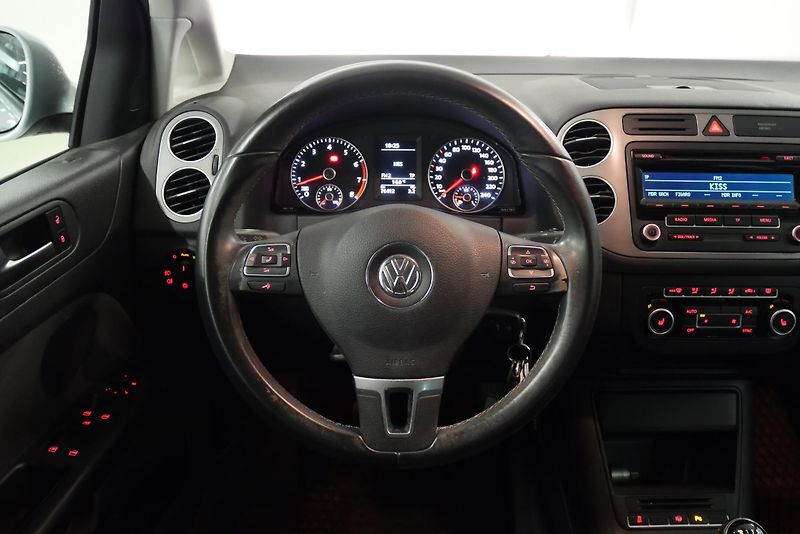 Volkswagen Golf Plus - fotka 19 z 27