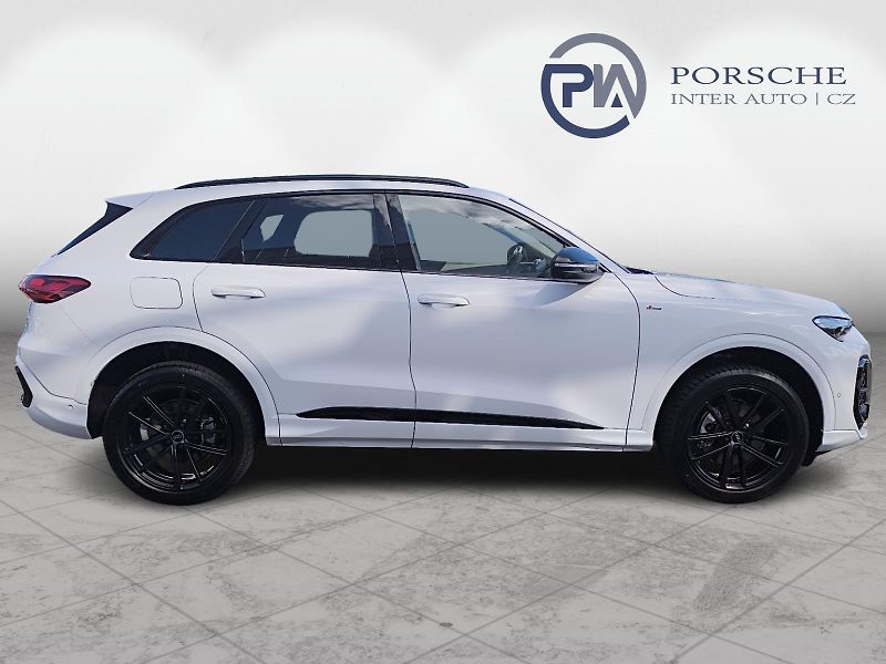 Audi Q5 2.0 TDi Quattro - fotka 26 z 27