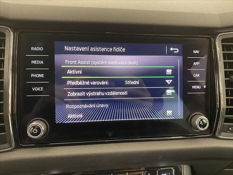 Škoda Kodiaq 2,0 TDI DSG 140kW 4x4 Style - fotka 19 z 30