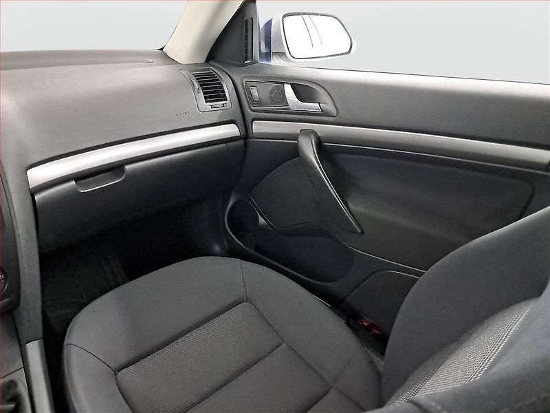 Škoda Octavia (2005) 1.9 TDI, po STK, Tažné - fotka 8 z 14
