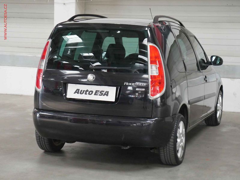 Škoda Roomster (2007) 1.4i, AC, park.asist - fotka 6 z 13