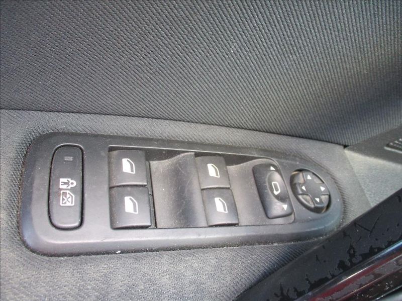 Peugeot 508 2,0 SW,HDi,klima,ABS,ESP, - fotka 22 z 25