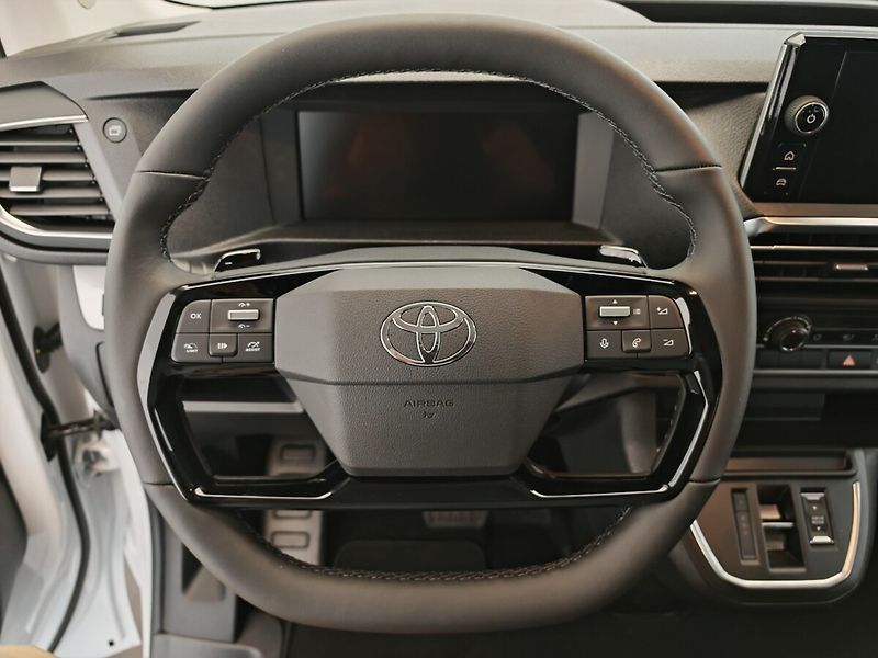 Toyota ProAce Verso 2.0L Diesel - 4x2 - 8 AT - L1 - fotka 19 z 24