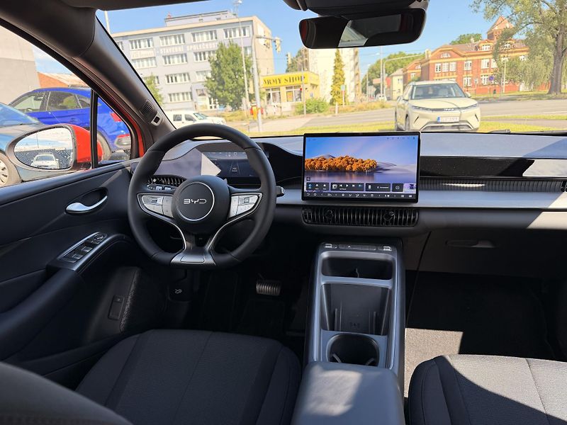 BYD Dolphin G DM-i (2026) Boost demo - fotka 7 z 8