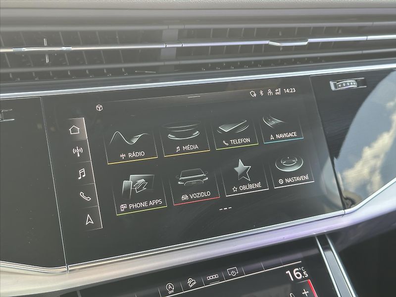 Audi Q7 3.0 - fotka 21 z 36