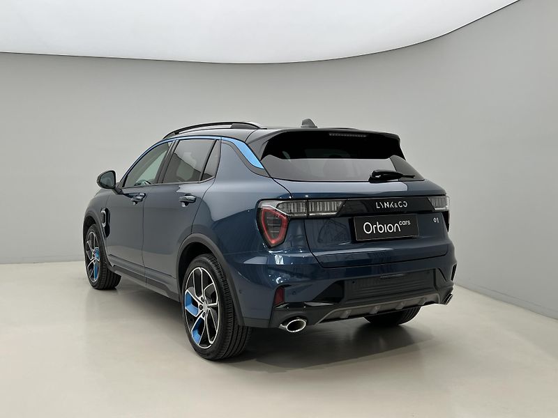 Lynk & Co 01 PHEV AUT - fotka 10 z 50