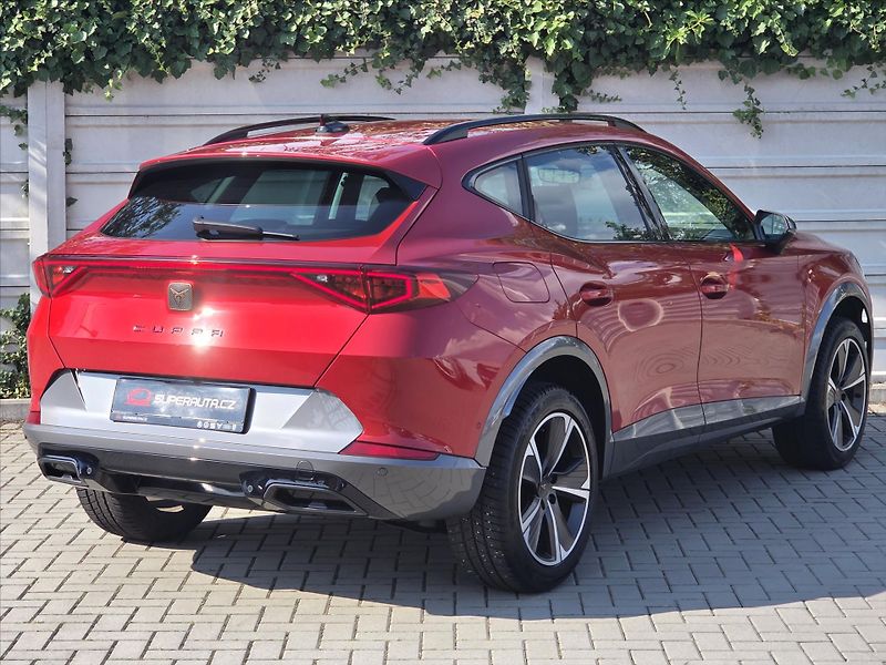 Cupra Formentor 1,5 TSi DSG LED Matrix Tažné Z - fotka 6 z 25