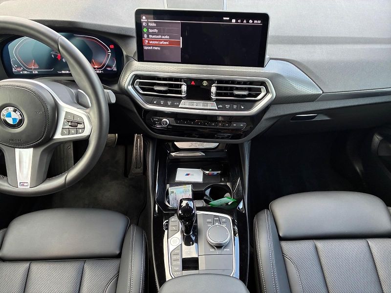 BMW X4 (2024) xDRIVE 20d 140kW 4x4 CZ DPH  - fotka 10 z 11