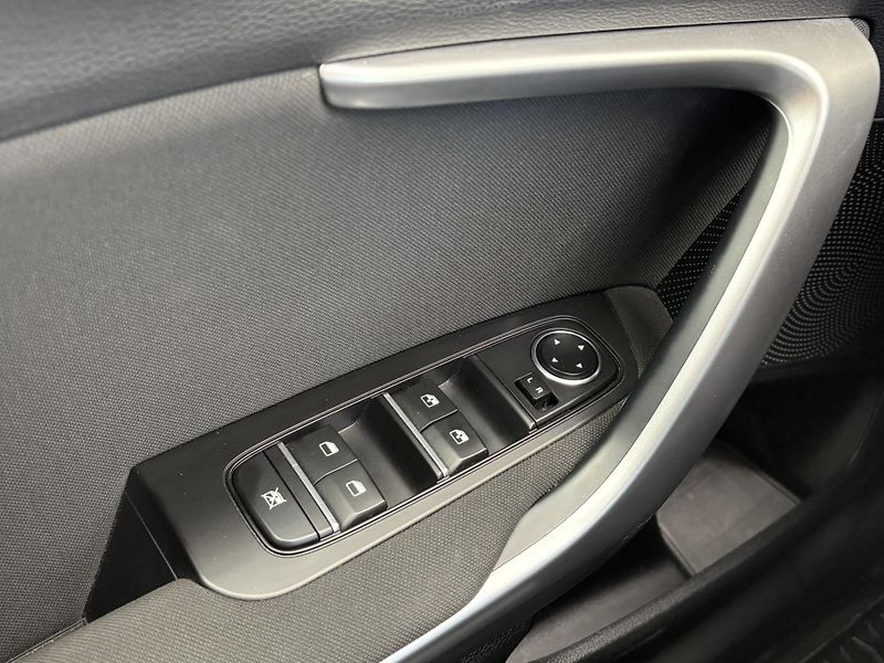 Kia Ceed 1.5 T-GDI 117kW FRESH - fotka 13 z 20