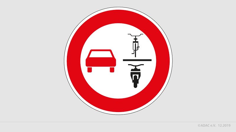 V Německu je třeba důsledně dodržovat odstup od cyklistů
