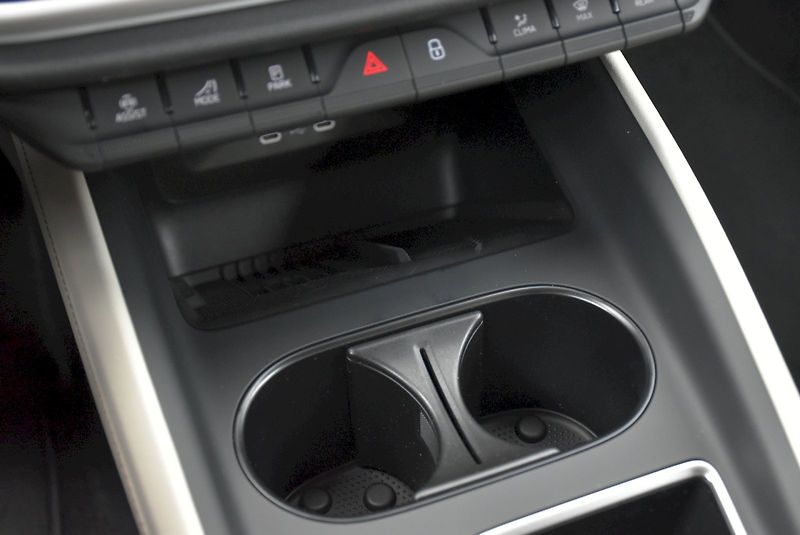 Škoda Enyaq (2026) Laurin & Klement 85x - fotka 15 z 50