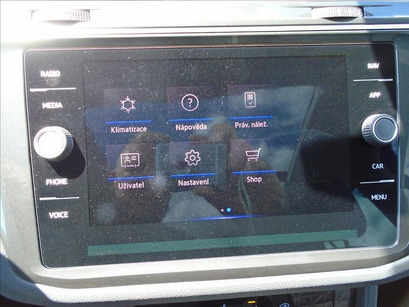 Volkswagen Tiguan 2,0   2.0.TDI-110KW - fotka 25 z 29
