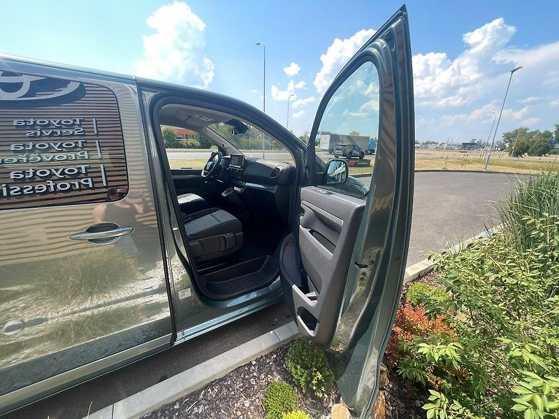 Toyota ProAce Verso 2.2D 180K Automat L2 Family 8S - fotka 29 z 29
