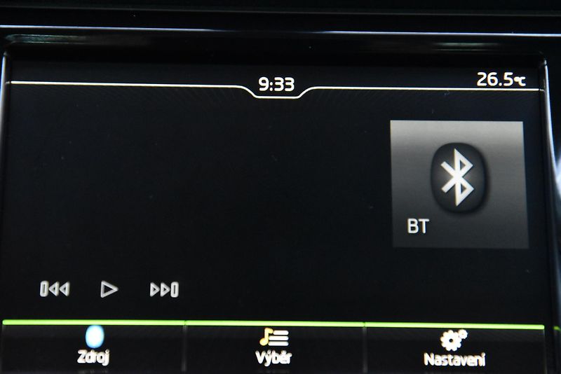 Škoda Fabia 1.2 TSi 6st STYLE,KLIMA,VÝHŘEV - fotka 25 z 50