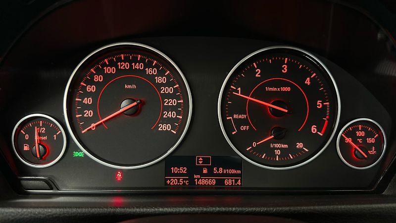 BMW Řada 3 M-PAKET/ 2 SADY GUM - fotka 39 z 44