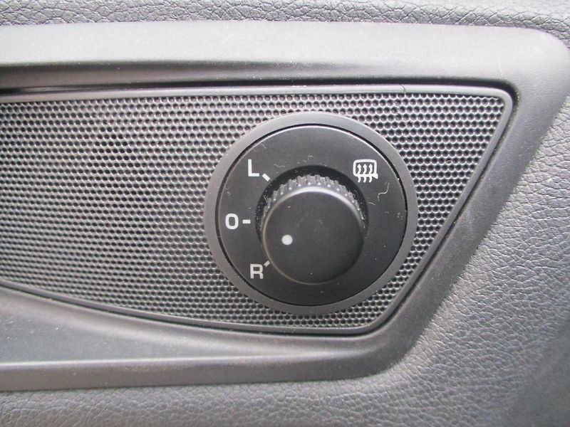 Škoda Octavia 1.4 TSi +sada kol - fotka 9 z 32
