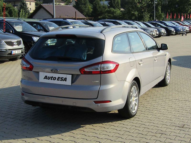 Ford Mondeo (2011) 2.0 TCDi, autoAC - fotka 4 z 17