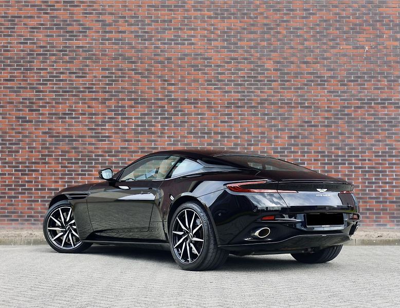 Aston Martin DB11 (2020) 4.0 V8 375KW - fotka 2 z 45