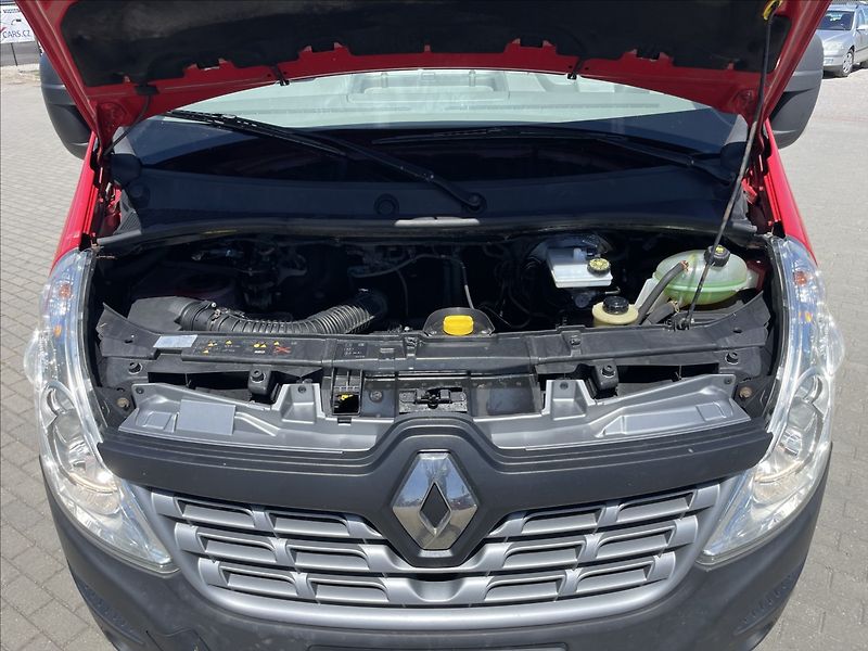 Renault Master 2,3 DCi 81kw odp. DPH 4xCZauto - fotka 17 z 33
