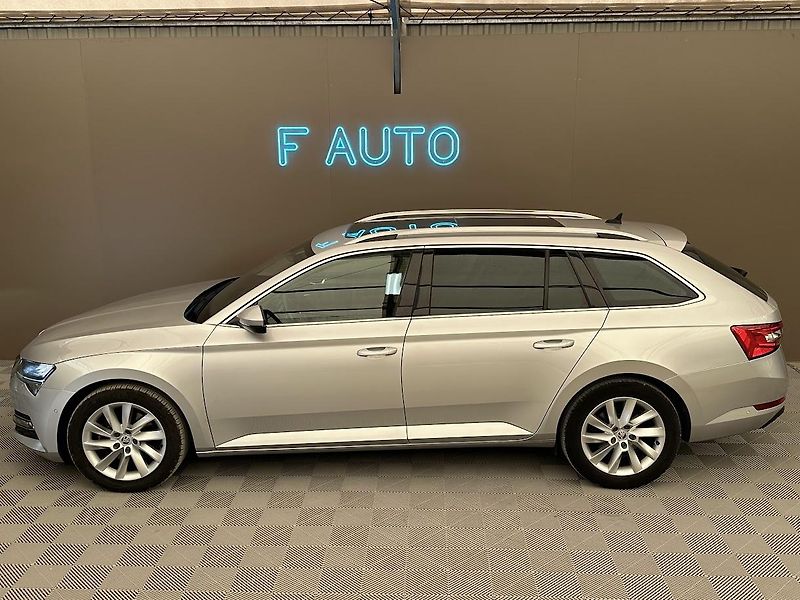 Škoda Superb (2022) 2.0 TDi Style DSG 110 kW - fotka 6 z 35