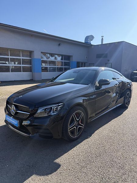 Mercedes-Benz Třídy C C 400 245kW COUPE 4x4 AMG  - fotka 6 z 20