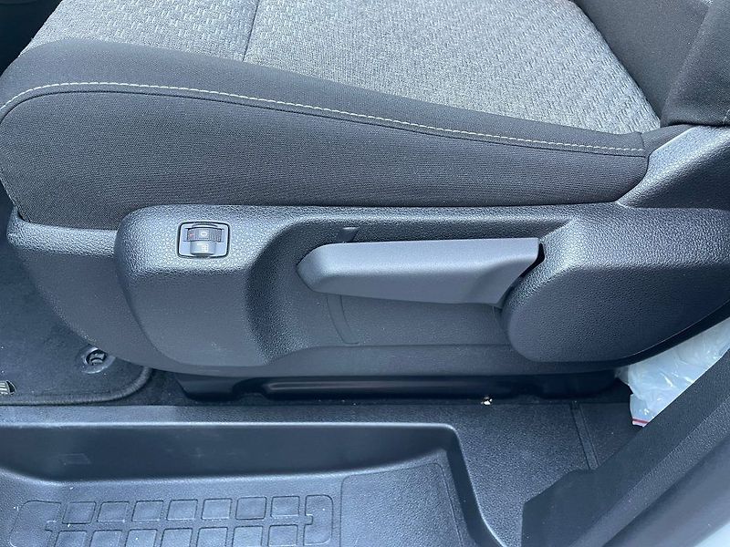 Toyota ProAce Verso 8 AT AE Family 8S - fotka 18 z 26