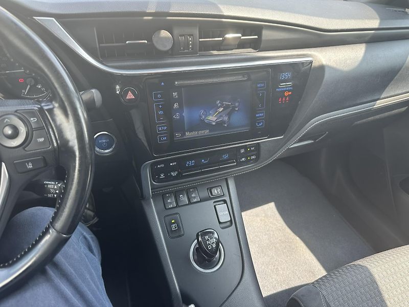 Toyota Auris (2017) - fotka 14 z 15