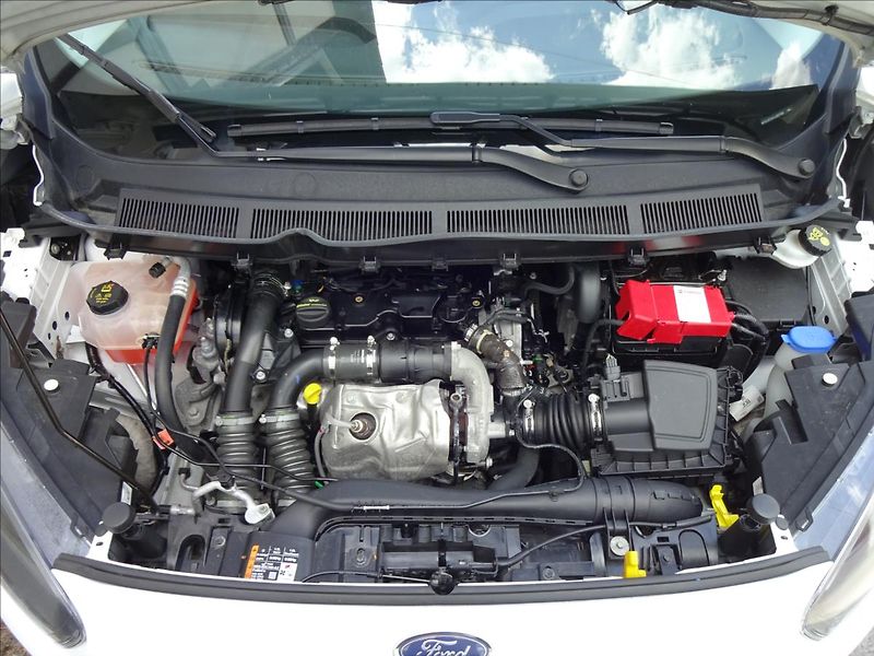 Ford Tourneo Courier 1.5 TDCI - fotka 38 z 44