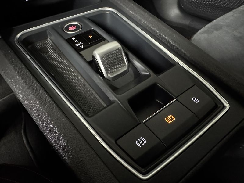 Seat Leon 1,4 TSi  e-Hybrid FR Line LED - fotka 47 z 50