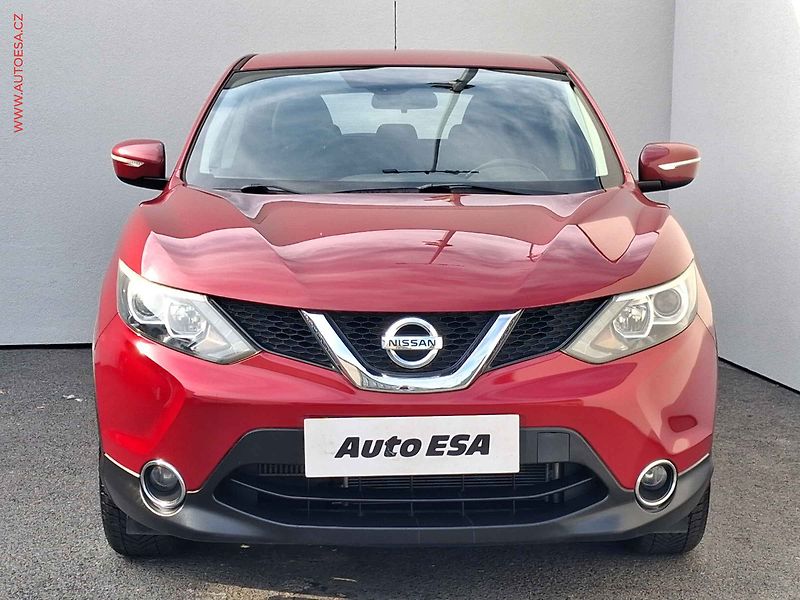 Nissan Qashqai (2015) 1.2DIG-T, 2.maj,ČR, Acenta - fotka 2 z 18